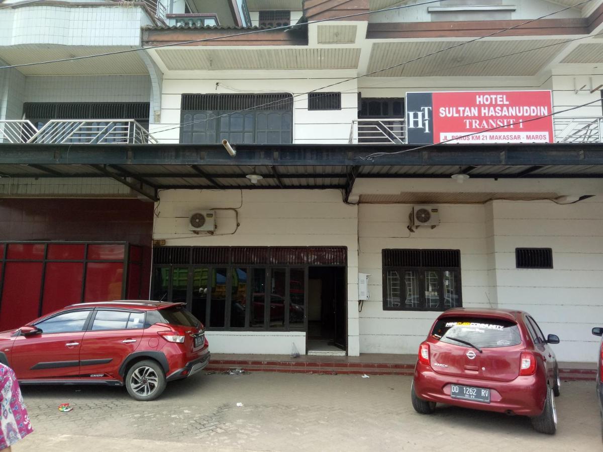 OYO 2703 Hotel Transit 1 Makassar Exterior foto