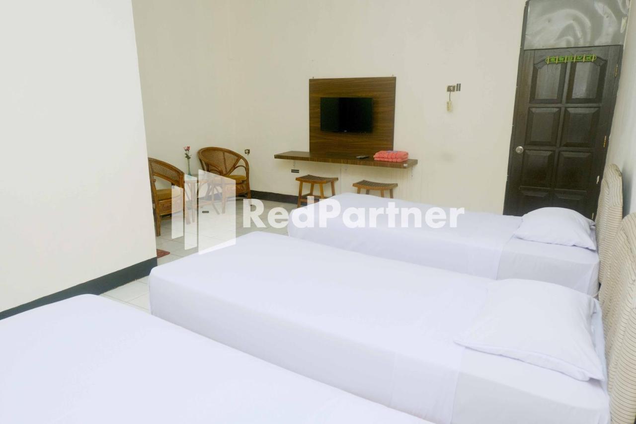 OYO 2703 Hotel Transit 1 Makassar Exterior foto