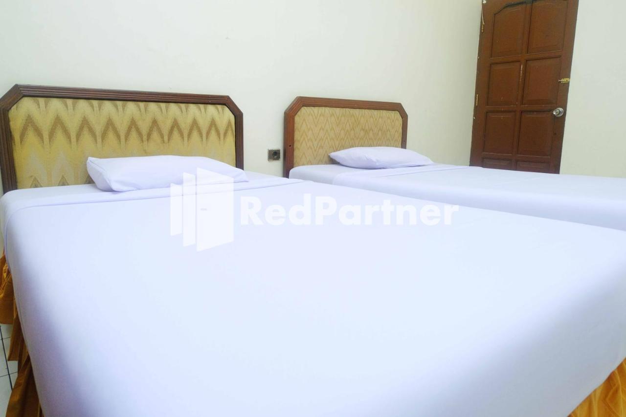 OYO 2703 Hotel Transit 1 Makassar Exterior foto